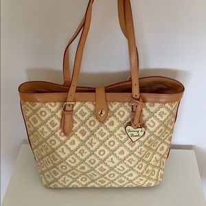Dooney & Bourke shoulder bag